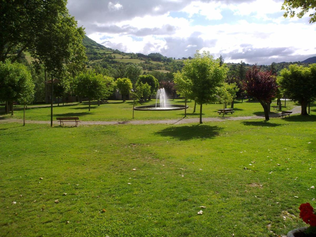 Gite Des Deux Rivieres Nant ภายนอก รูปภาพ